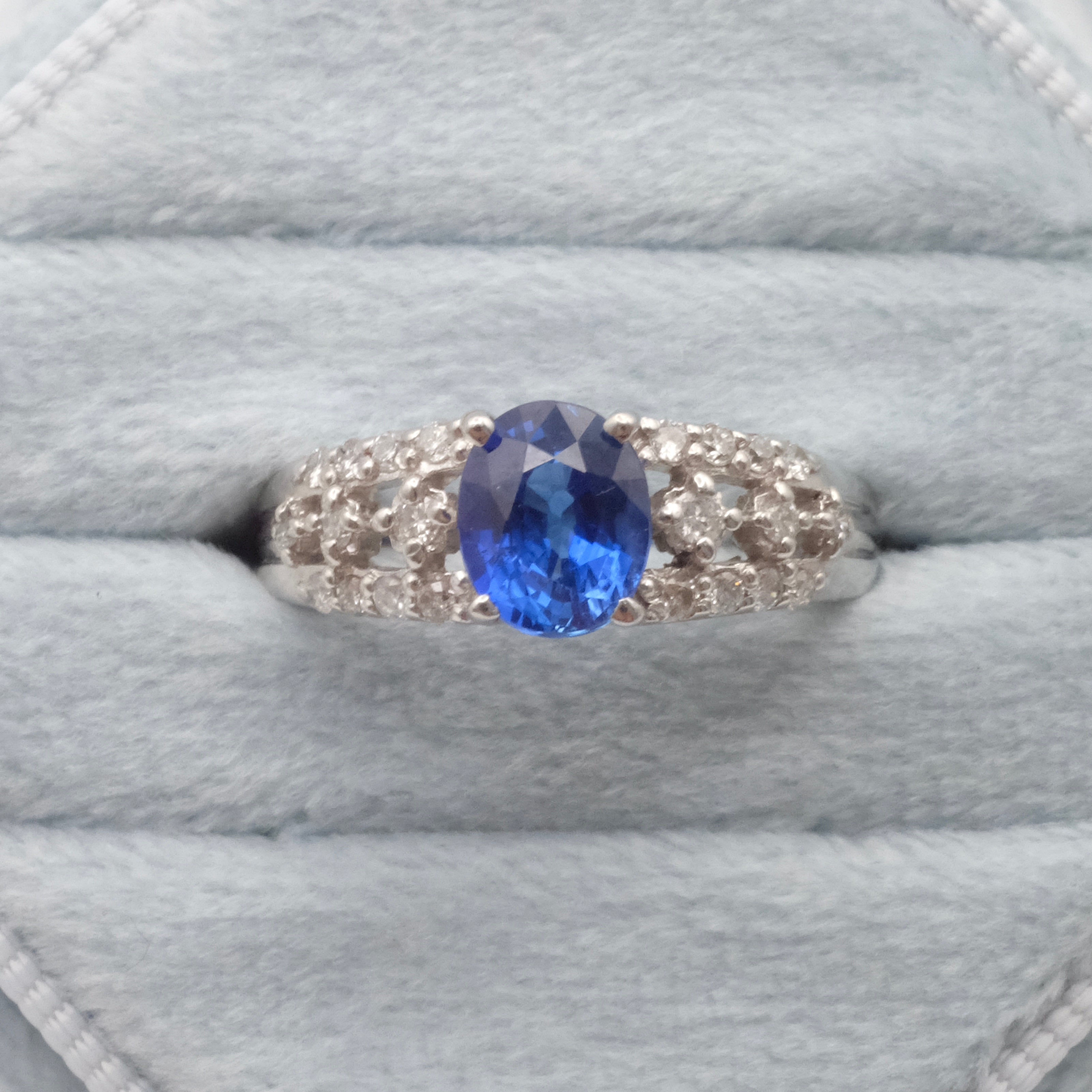 Cornflower Blue Sapphire Lace Setting Ring