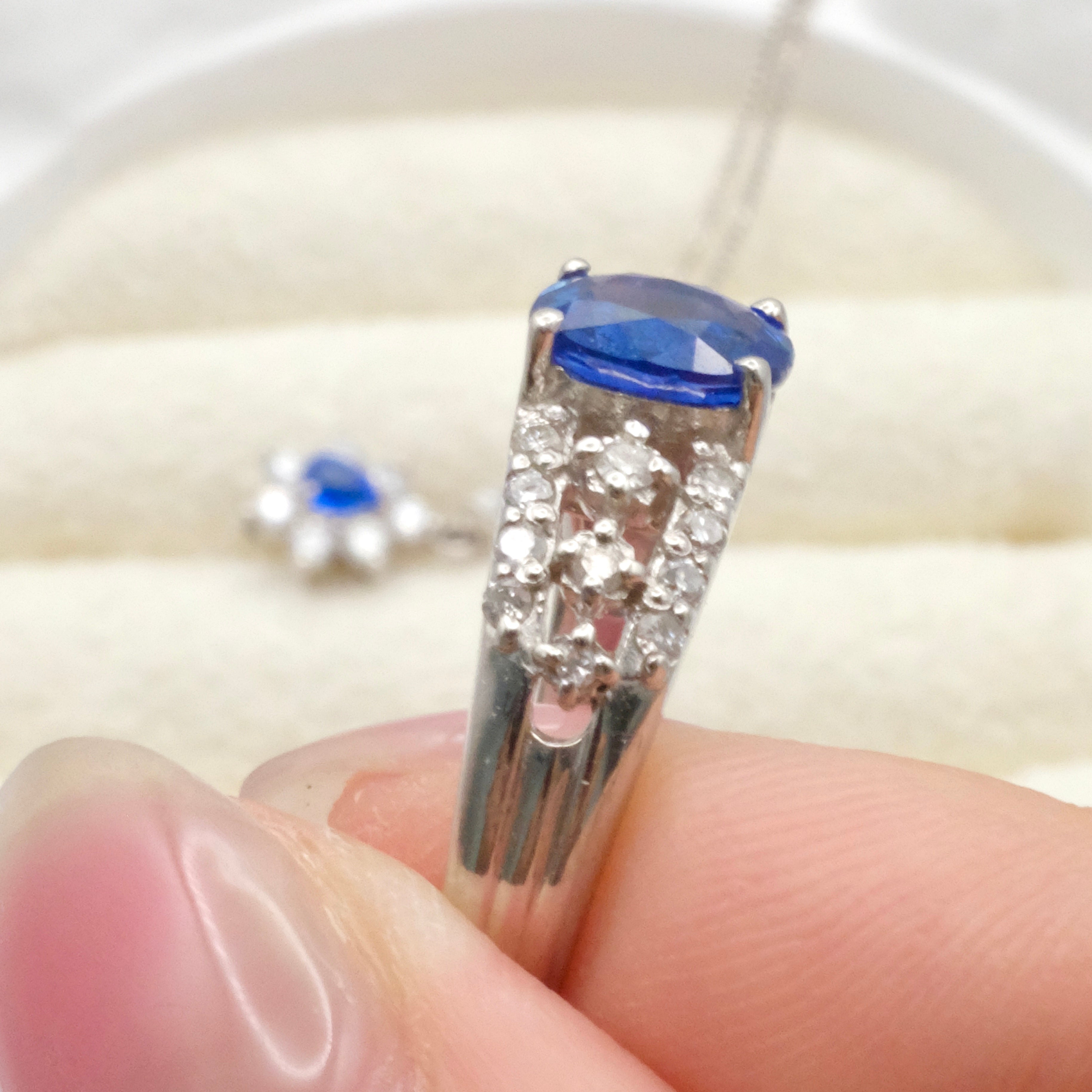 Cornflower Blue Sapphire Lace Setting Ring