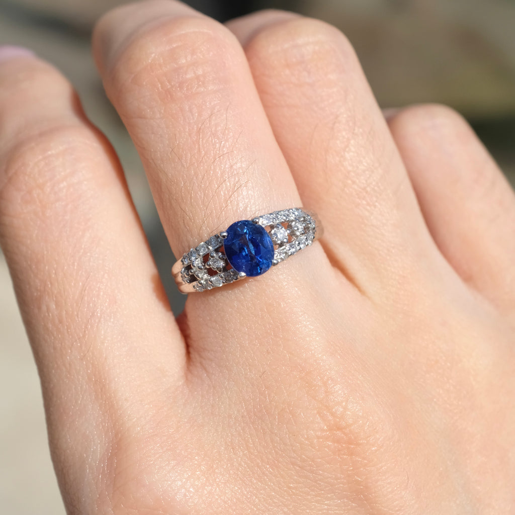 Cornflower Blue Sapphire Lace Setting Ring