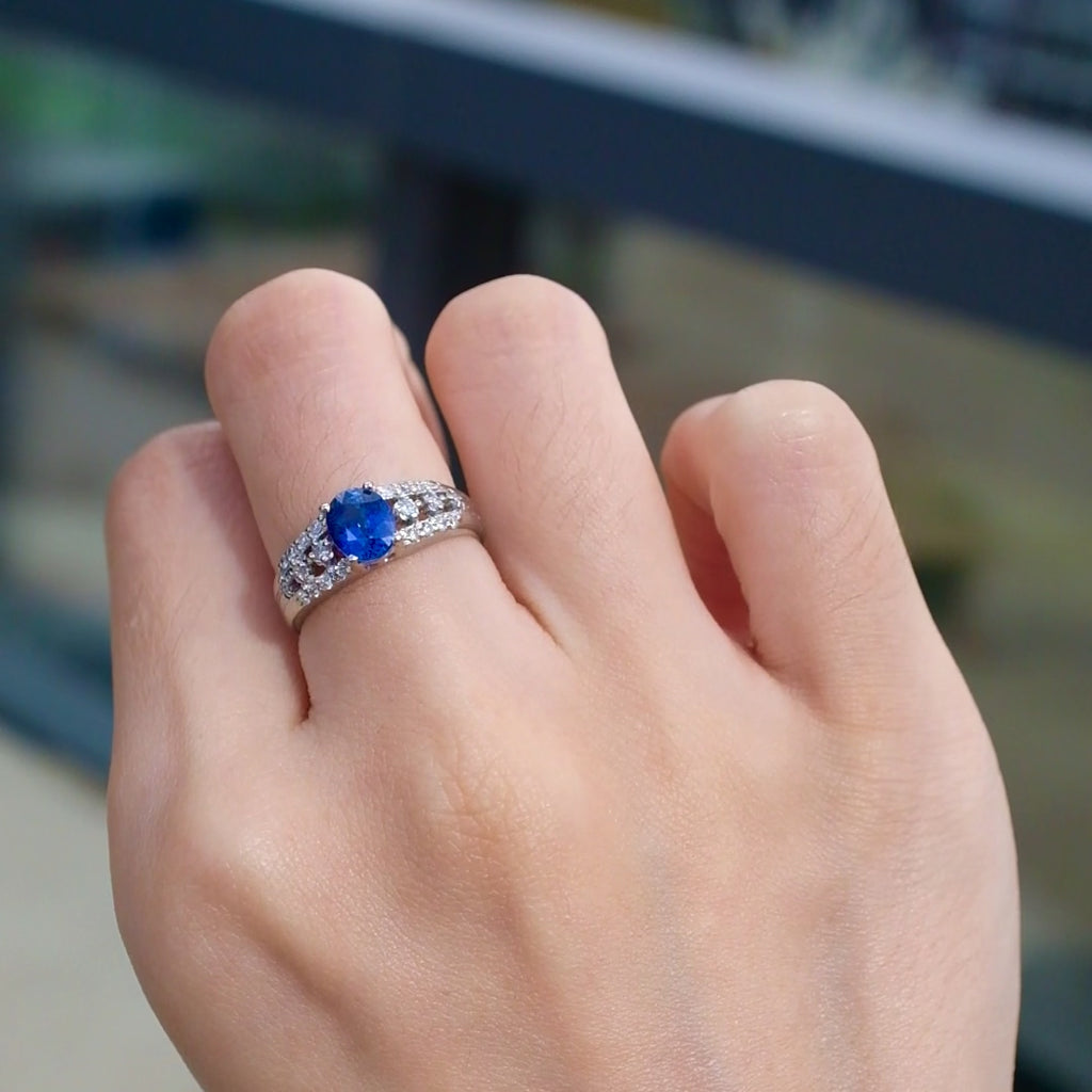 Cornflower Blue Sapphire Lace Setting Ring